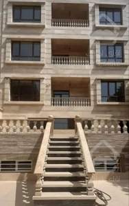 ۹۰۰متر بنا ۶واحدی  کلید نخورده  شهرک راه اهن