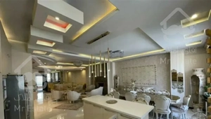 ۱۵۸ متری/۳ پارکینگ/۳ خواب/دو کله/فول امکانات