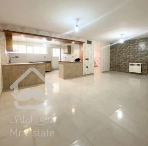 ۷۵ متر خوش نقشه/رو به حیاط/شهرک چشمه