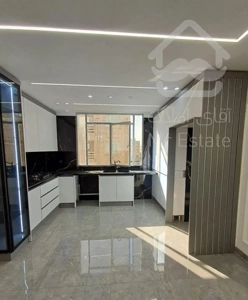 ۶۰متر /مدرن /پارکینگ /استان غرب تهران /دلباز