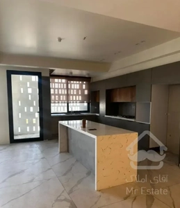 ۱۳۰متر کلیدنخورده  دوخواب