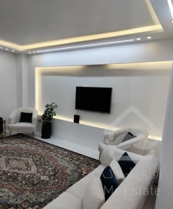 ۷۰متر طبقه دوم درحد نوساز سندار ۳۲۰میلیون نقدینگی