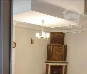 سالن و یک اتاق از آپارتمان با موقعیت اداری نیاوران