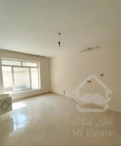 اقبال ۷/همکف حیاط دار/تخلیه آماده تحویل/بیواسطه