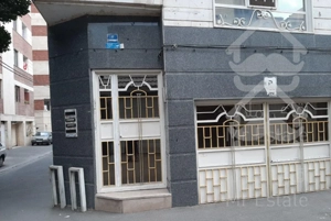 آپارتمانی نور باران، نبش ،از ۳ طرف پنجره