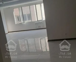 اپارتمان ۱۰۱ متری در الهیه غرب کلید نخورده