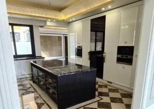 ۵۶۰متر فول مشاعات تک‌ واحدی سازه برند قلب دروس