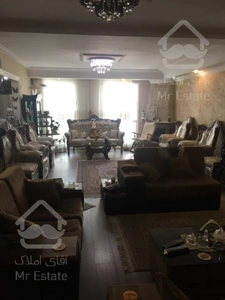 129متر رو به افتاب ، سالن پرده خور