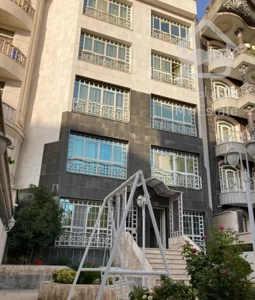 ۱۳۱ متری ۳ خوابه/فردوس شرق