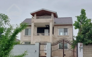 ویلا ۳۲۰ متری/۲واحدمستقل/سنددار/جاده قلعه رودخان