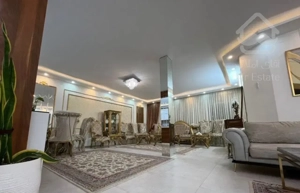 آپارتمان ۲۰۰ متری / دونبش / روبه آفتاب سجاد جنوبی