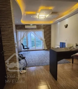 فروش واحد 80 متری خوش نقشه/پشت دانشگاه پاسداران