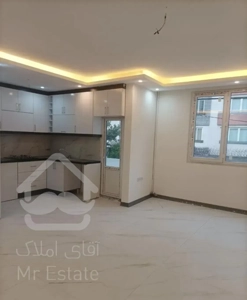آپارتمان ۷۵ متر  رو به کوچه