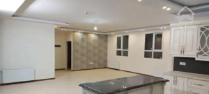 80 متر/ دو خواب نورگیر/ تمیز مناسب زوج