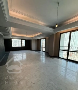 آپارتمان ۱۵۰ متر سه خواب تاپ لوکیشن مشاعات آبی