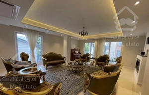 جمشیدیه ۲۶۰ متر ۳خواب/سنداماده ۳پارکینگ /تراس