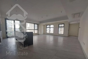 ۱۲۷ متر ۲ خواب کلیدنخورده مستردار شیک کوهک