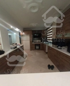 150 متر 3 خواب دولت / کم واحد / ویو مشجر