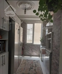 72 متری /دارای آسانسور /کارگر/قابل معاوضه