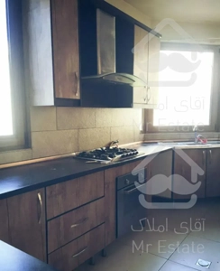 ظفر 100 متر امکانات کامل