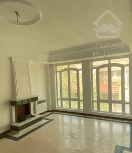 ۱۰۰ متر لوکیشن بی نظیر یخچال/ ۲۰ ساله