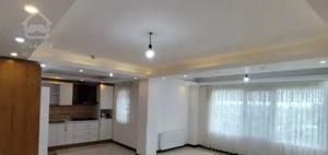 85 متری شهرک پارسا فول امکانات