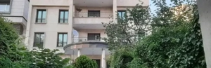 آپارتمان ویلایی 3 خواب با حیاط اختصاصی