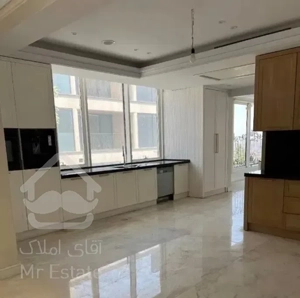 ۱۸۰ متری سه خواب  دو پارکینگ  فول لاکچری