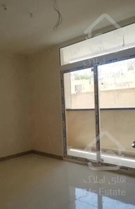 93متر/ گلستان/ دوخوابه/ جنوبی/ کم واحد