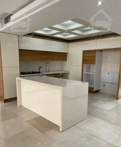 سهروردی شمالی/۱۲۴متر/دوخواب/نوساز/تاپ لوکیشن