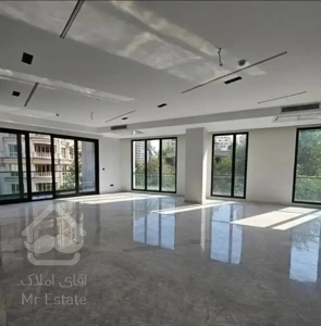 ۱۷۰ متر / نوساز / غرق نور / زیر قیمت