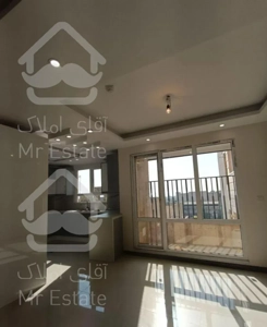 ۱۰۶ متر / کلید نخورده نوساز / تک واحد