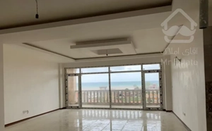 آپارتمان ۱۲۰متر/ دید دریا/سند آماده/در مرکز شهر