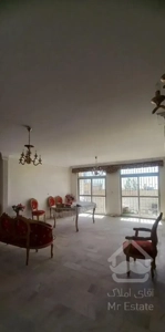 ۱۴۲ متر۳ خوابه طبقه ۲/ تک واحد/ شهرک والفجر