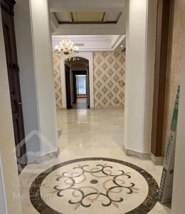 زعفرانیه / ۱۵۰ متر / برج / ویو شهر