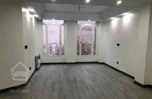 واحد خوش نقشه و غرق نور