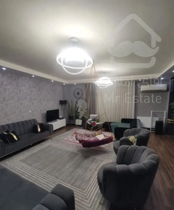 آپارتمان ۱۰۰ متری خوش نقشه مرتب بلوار امام رضا