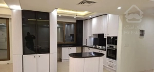 ۱۶۰ متر گیشا نوساز  با سه پارکینگ سندی