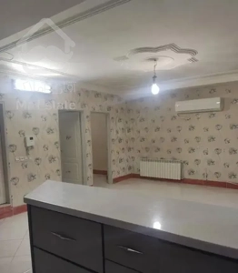 آپارتمان ۸۰متری/شهرک ولیعصر /خانم تاجیک