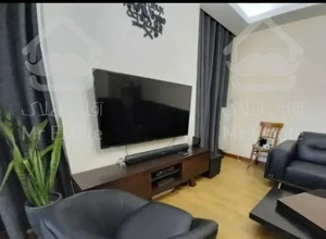 65 متری دو خواب پارکینگ دار