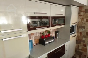 123 متر/فول بازسازی/ قدرالسهم دار/ شهرک محلاتی