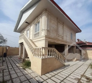 ویلای (( ۲۷۵ )) متری استخردار نزدیک شهر