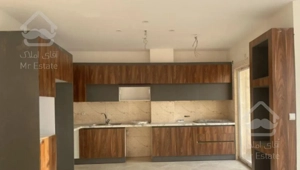 واحد جلو*پارکینگ سندی خوش فرمان