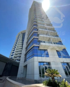 برج دوقلو ۱۰۲ متری