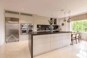 آپارتمان ۳۹۶ متر چهار خواب در نیاوران