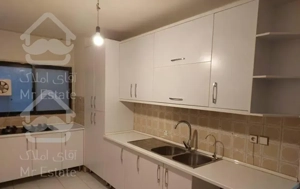 اکباتان فاز ۱ سه خوابه