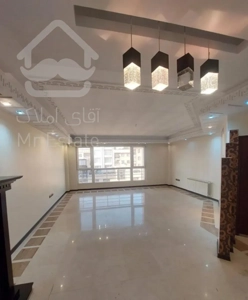 ۱۳۱ متر ۳ خوابه فول ۲ پارکینگ پرده خور ۱۰ ساله