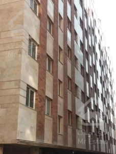 ۸۳متر فول امکانات