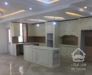 ۲۱۰ متر   شیک   فول بازسازی   بلوار فردوس