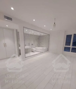 ۱۸۰متری با ویو باغهای جمشیدیه وبسیار